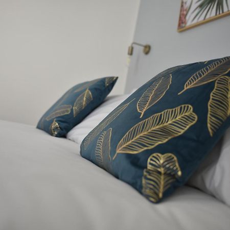 Elite Suite Home Термоли Екстериор снимка