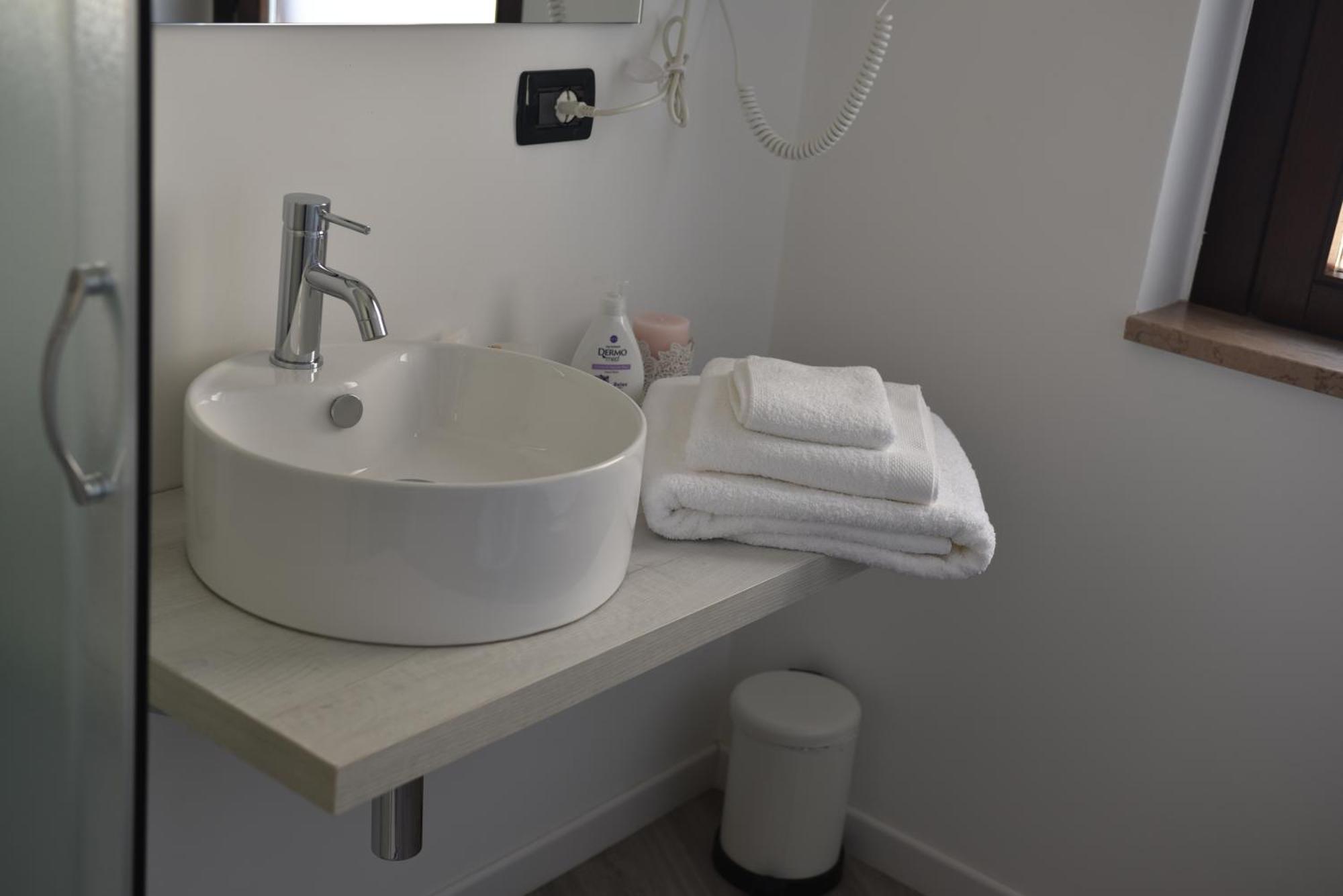 Elite Suite Home Термоли Екстериор снимка