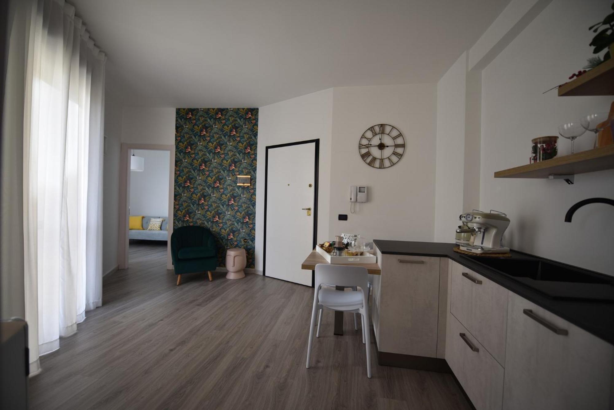 Elite Suite Home Термоли Екстериор снимка